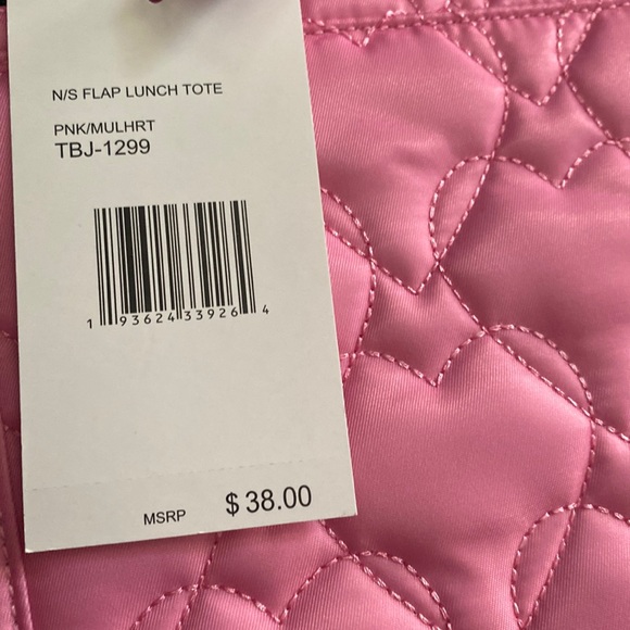 💗🆕BETSEY JOHNSON FLAP LUNCH TOTE🌸 - Picture 2 of 9